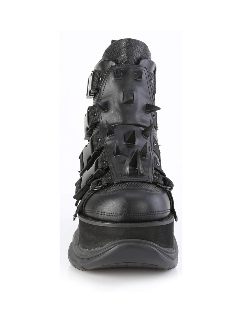 NEPTUNE-68 Spiky Men's Boots