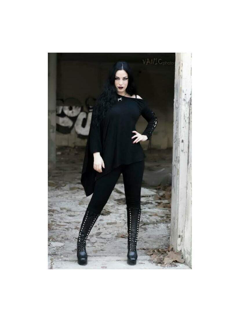 NYX Gothic Asymmetric Top NYX Gothic Asymmetric Top