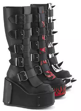 Front view of Transformer-800 interchangeable boots in black with multiple straps and buckles