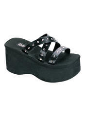 FUNN-19 Black Platform Sandals