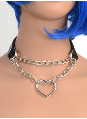 Product reviews for the Heart & Chain Choker