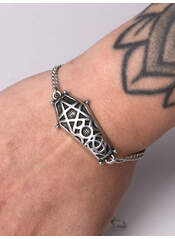 Product reviews for the Hex Coffin Bracelet