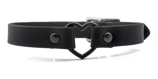 Black heart deals collar