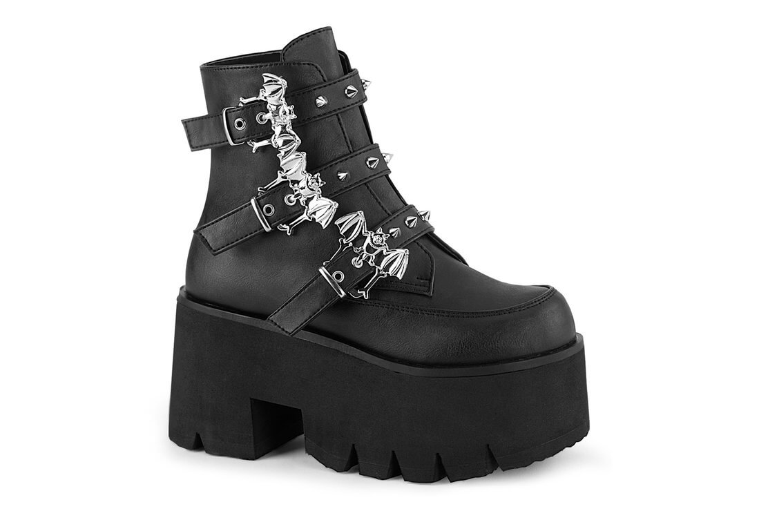 platform boots goth